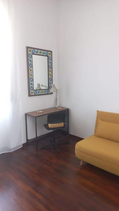 Ferienwohnung Giulia Town House Tra Citta E Mare Salerno Exterior foto